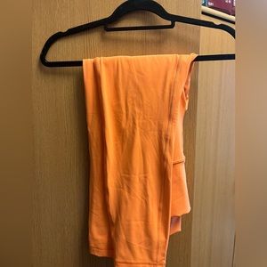 COPY - NEVER WORN, BRIGHT ORANGE, LULULEMON WUNDER TRAIN LEGGINGS